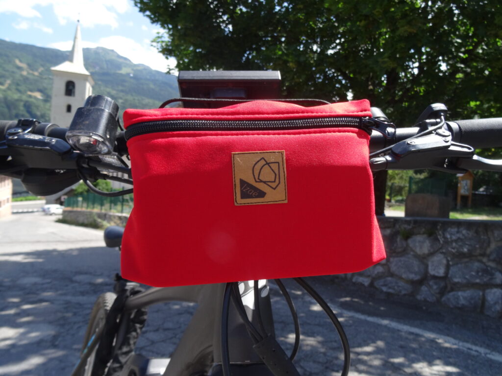 Pochette la velo par Izaé